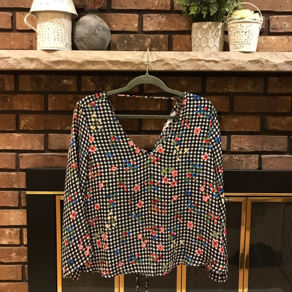 Gorgeous LUSH Top